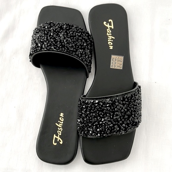 Black Textured Slip~Ons~ Slides / Dress Up or Down / Perfect For Summer - Picture 7 of 9